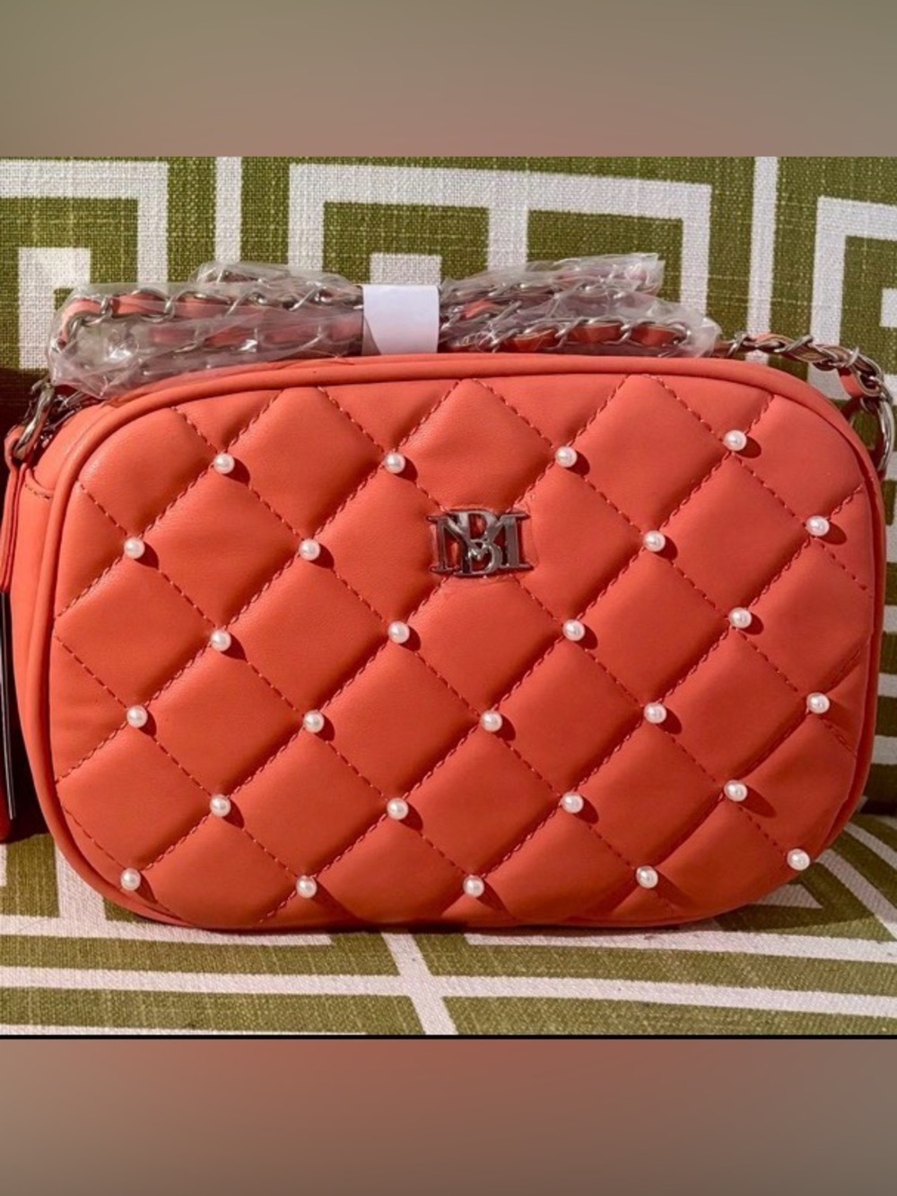 NEW! NEW! BADGLEY MISCHKA Coral Vegan Studded Pearl Quilted Camera Bag